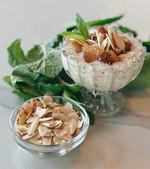 OVERNIGHT OATS W. FIG & GINGER COMPOTE